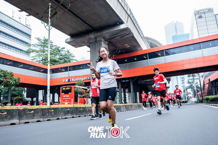 Race photo from ONE RUN 10K 2025