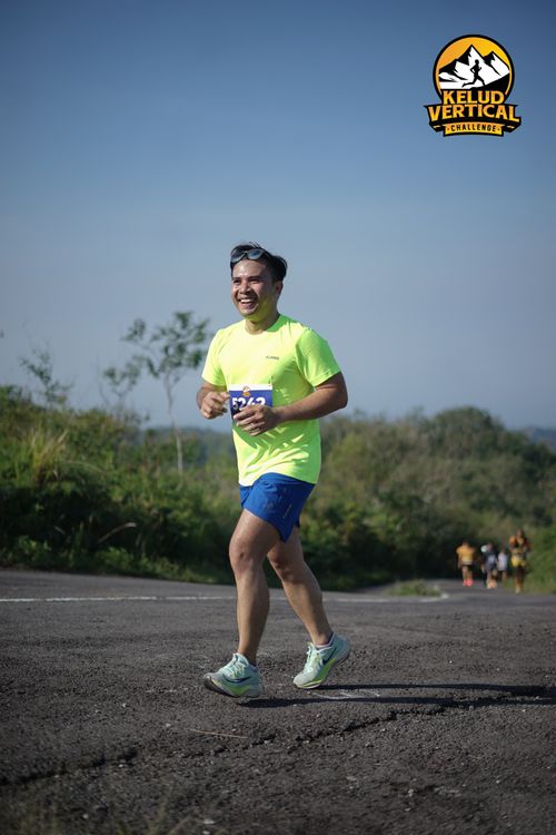 Race photo from Kelud Vertical Challenge 2024