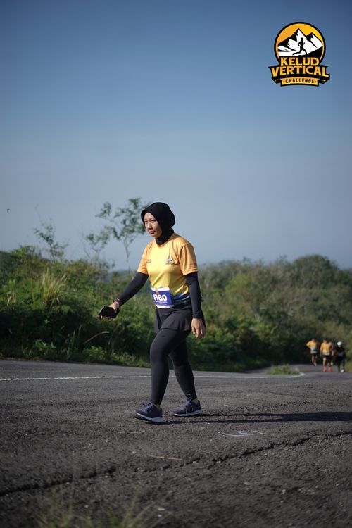 Race photo from Kelud Vertical Challenge 2024
