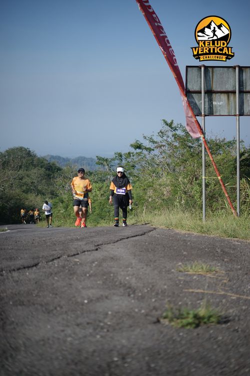 Race photo from Kelud Vertical Challenge 2024