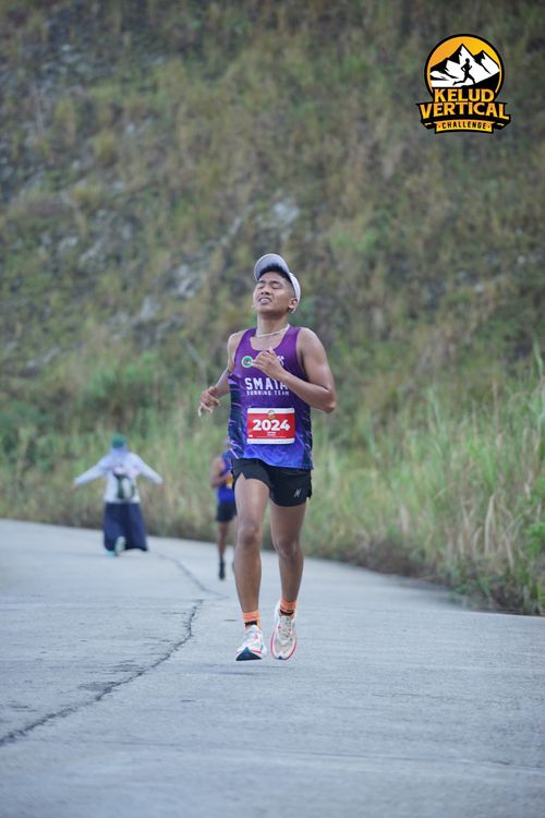 Race photo from Kelud Vertical Challenge 2024