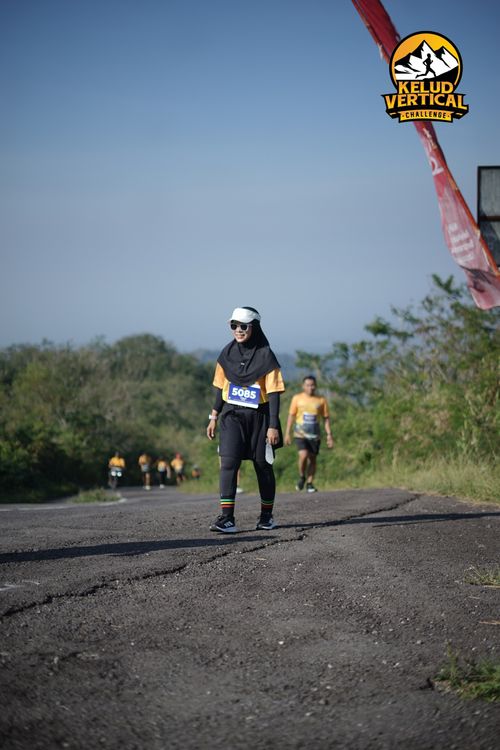 Race photo from Kelud Vertical Challenge 2024