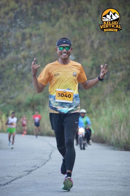 Race photo from Kelud Vertical Challenge 2024