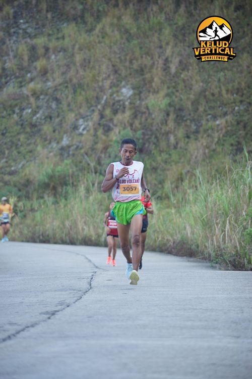 Race photo from Kelud Vertical Challenge 2024