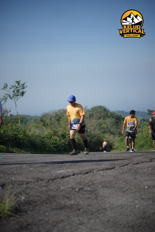Race photo from Kelud Vertical Challenge 2024