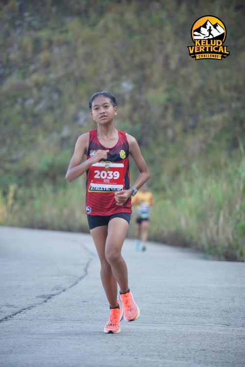 Race photo from Kelud Vertical Challenge 2024