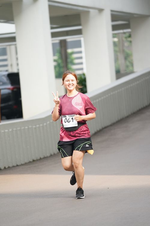 Race photo from Assurance Fun Run 2024