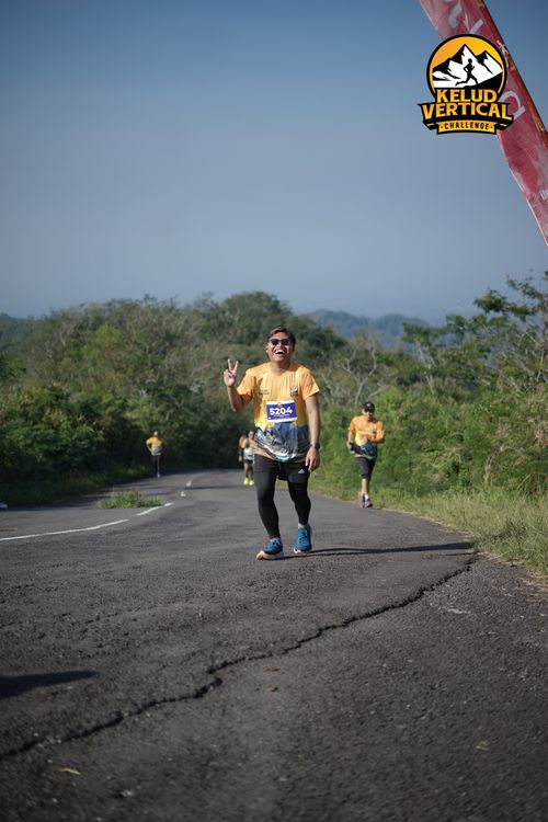 Race photo from Kelud Vertical Challenge 2024