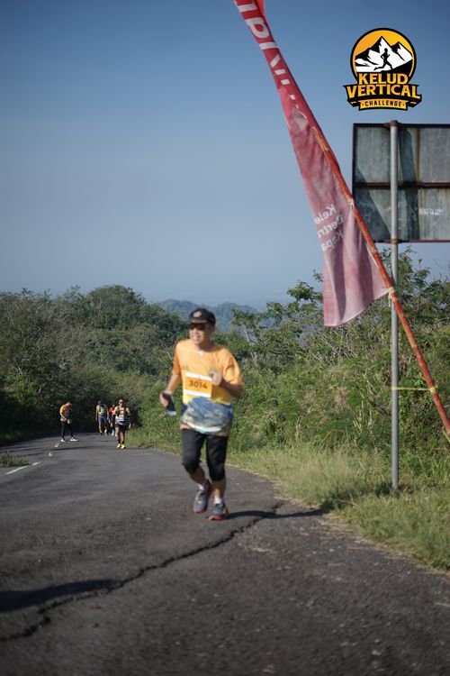 Race photo from Kelud Vertical Challenge 2024