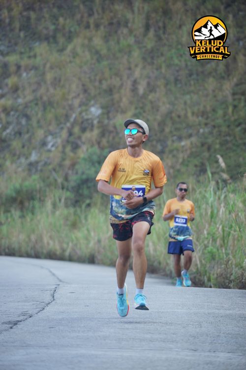 Race photo from Kelud Vertical Challenge 2024