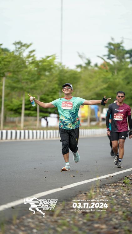 Race photo from Arutmin Borneo Run 2024