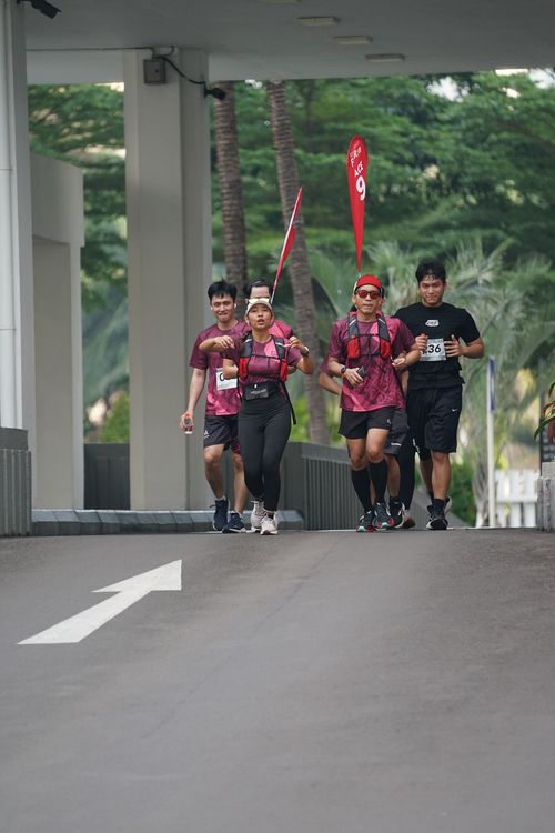 Race photo from Assurance Fun Run 2024