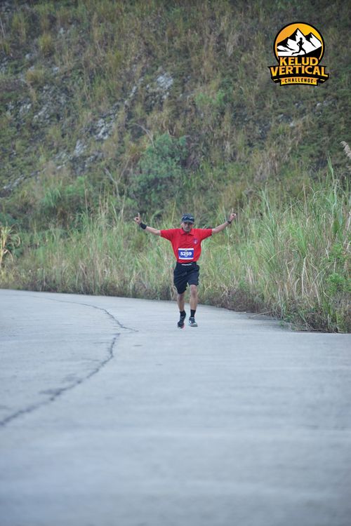 Race photo from Kelud Vertical Challenge 2024