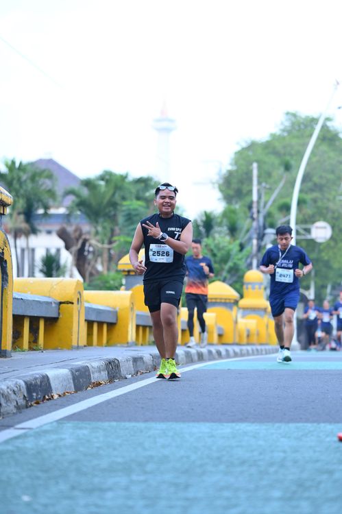 Race photo from KEMLU RUN 2025