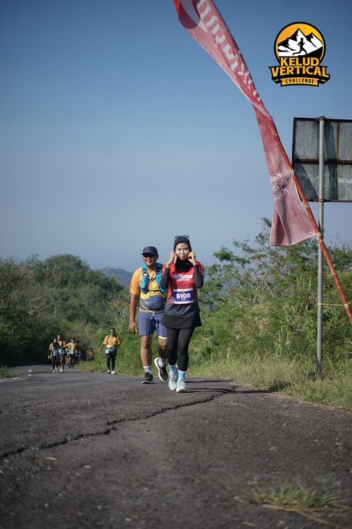 Race photo from Kelud Vertical Challenge 2024