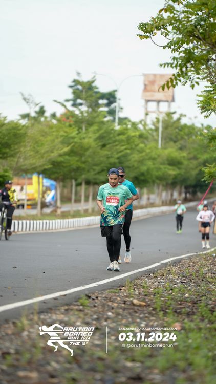 Race photo from Arutmin Borneo Run 2024