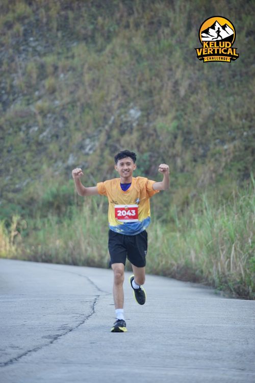 Race photo from Kelud Vertical Challenge 2024