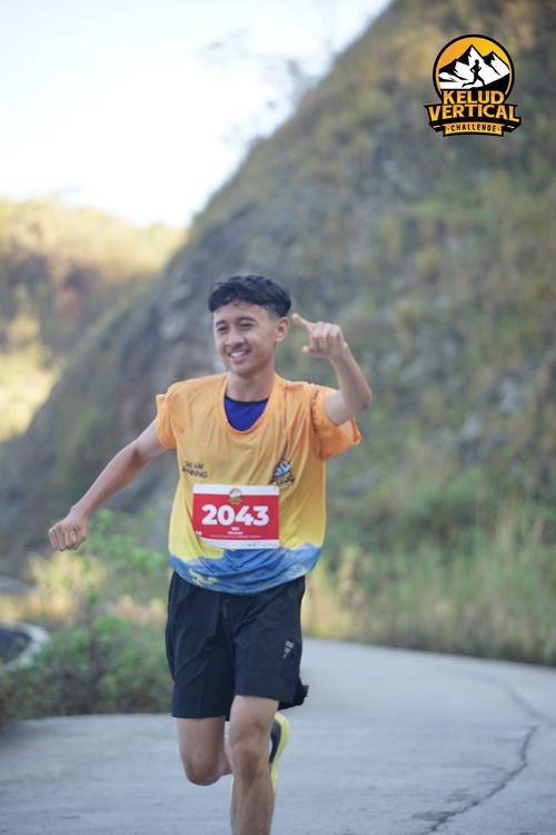 Race photo from Kelud Vertical Challenge 2024