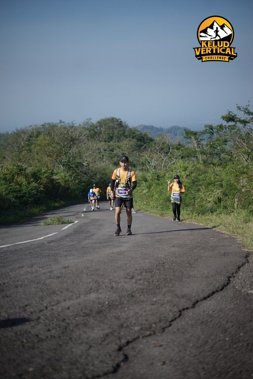 Race photo from Kelud Vertical Challenge 2024