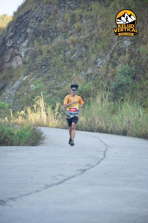 Race photo from Kelud Vertical Challenge 2024