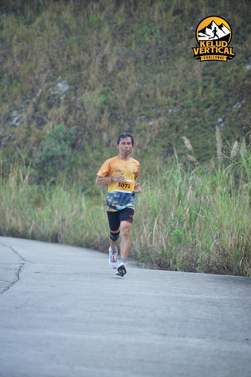 Race photo from Kelud Vertical Challenge 2024