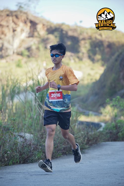 Race photo from Kelud Vertical Challenge 2024