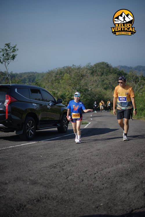 Race photo from Kelud Vertical Challenge 2024