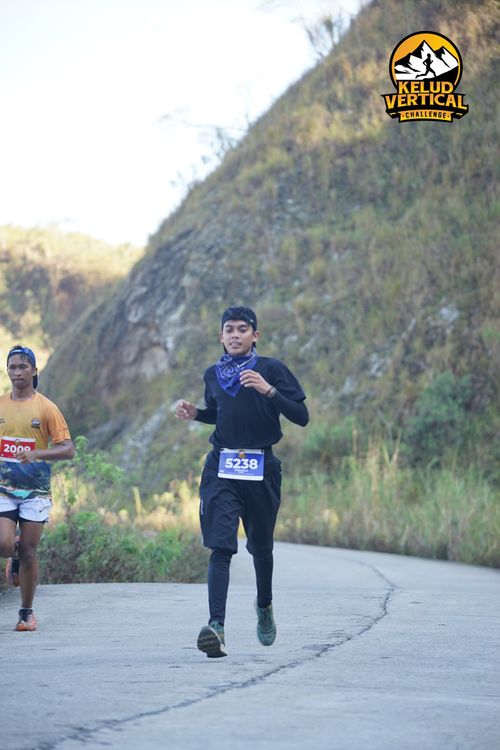 Race photo from Kelud Vertical Challenge 2024