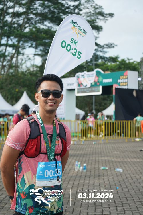 Race photo from Arutmin Borneo Run 2024