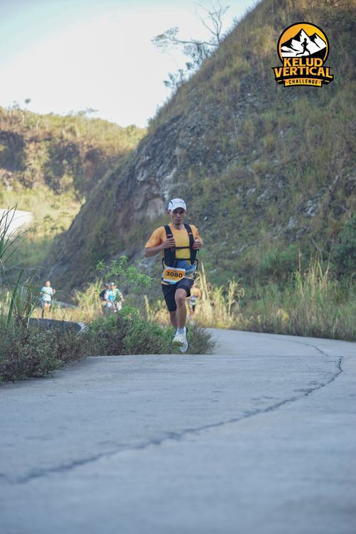 Race photo from Kelud Vertical Challenge 2024