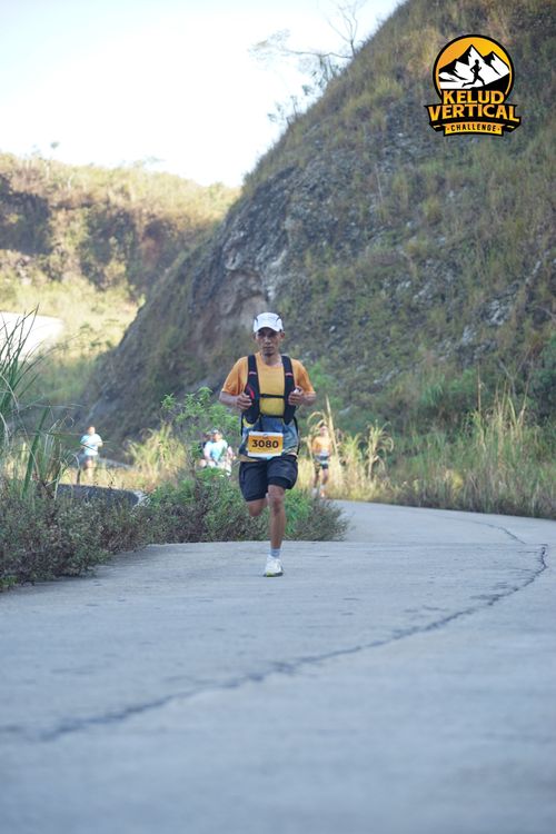 Race photo from Kelud Vertical Challenge 2024