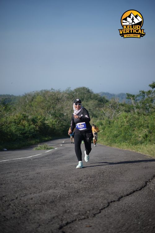 Race photo from Kelud Vertical Challenge 2024