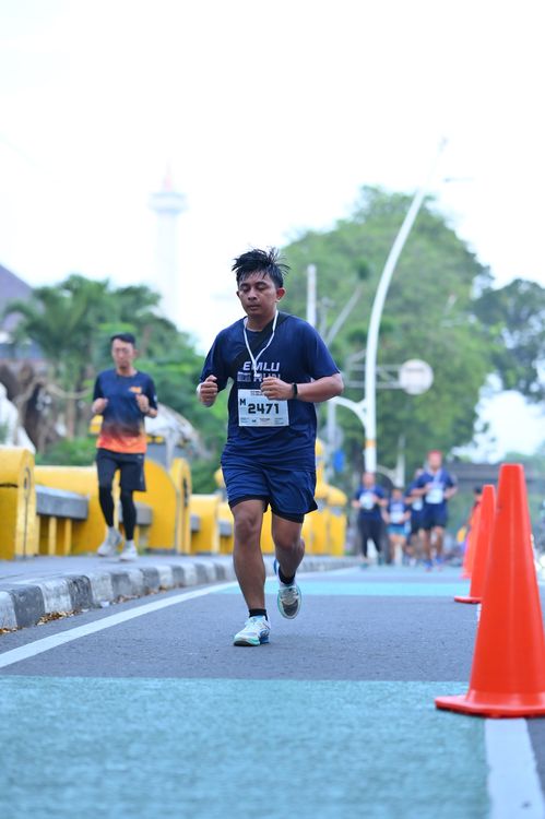 Race photo from KEMLU RUN 2025