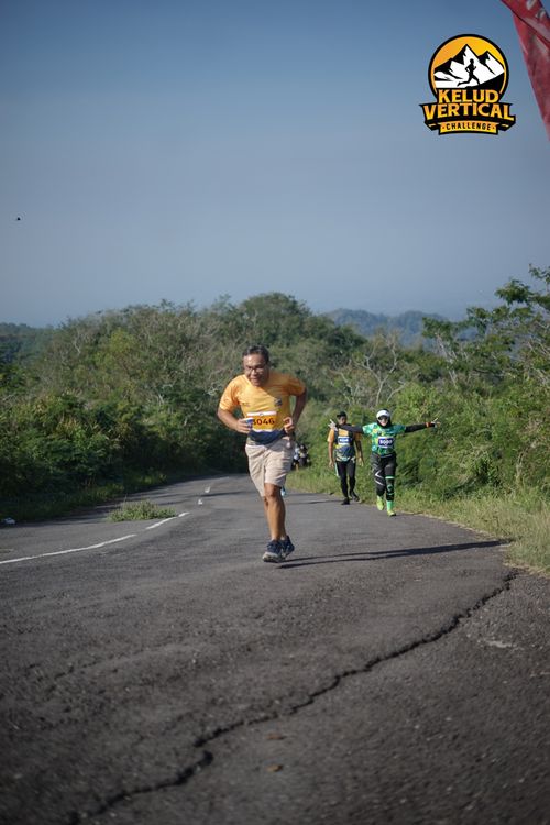 Race photo from Kelud Vertical Challenge 2024