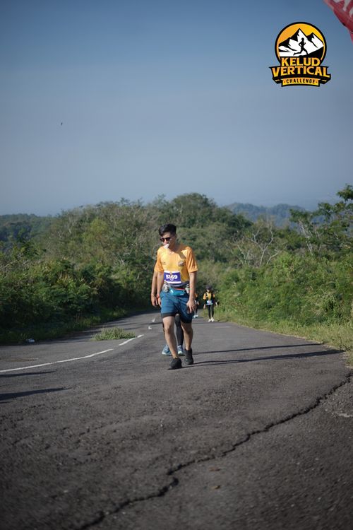 Race photo from Kelud Vertical Challenge 2024