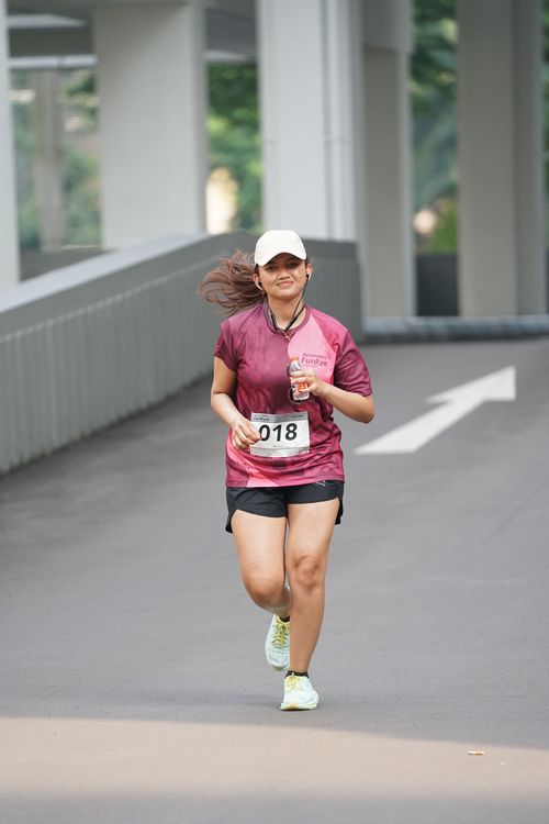 Race photo from Assurance Fun Run 2024