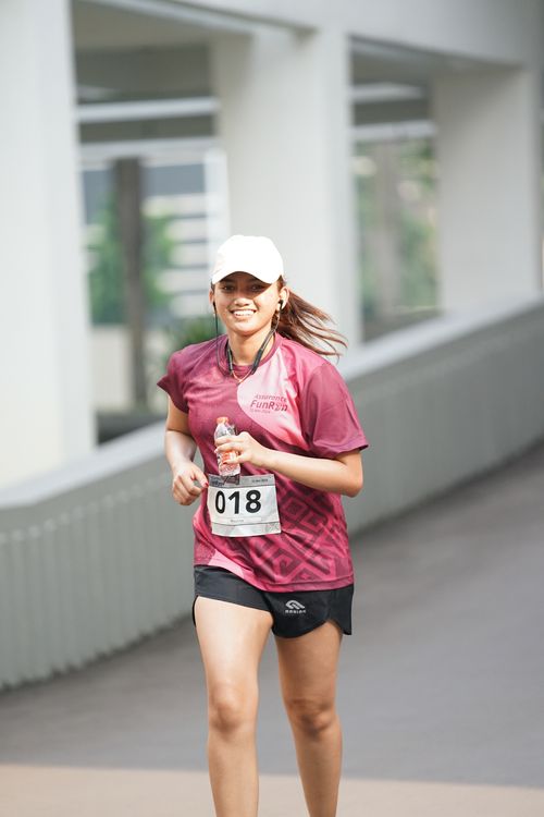 Race photo from Assurance Fun Run 2024
