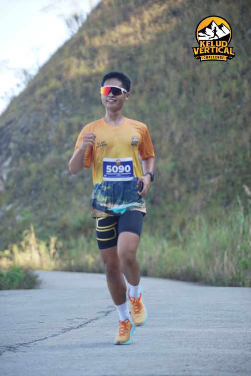 Race photo from Kelud Vertical Challenge 2024