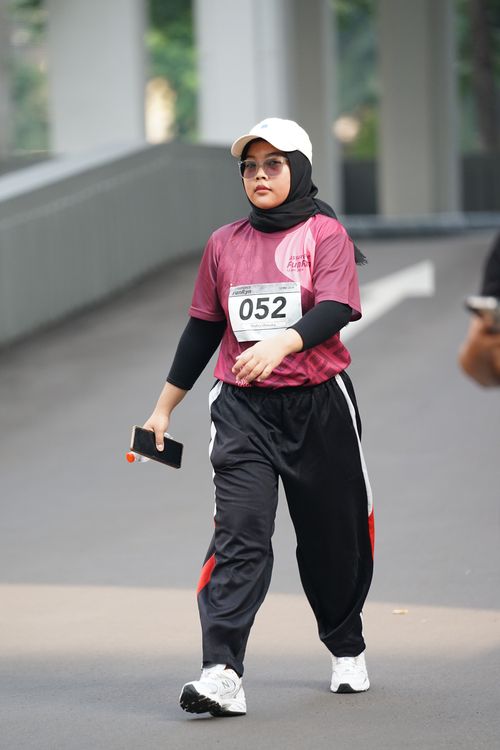 Race photo from Assurance Fun Run 2024