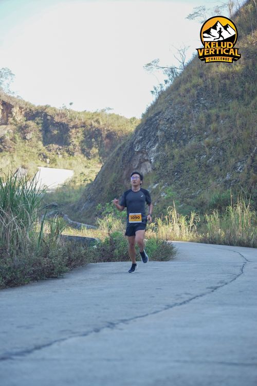 Race photo from Kelud Vertical Challenge 2024