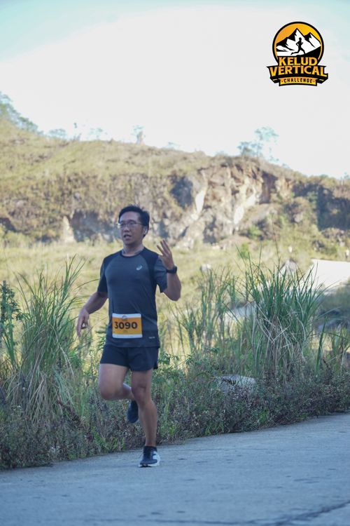 Race photo from Kelud Vertical Challenge 2024