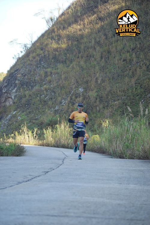 Race photo from Kelud Vertical Challenge 2024