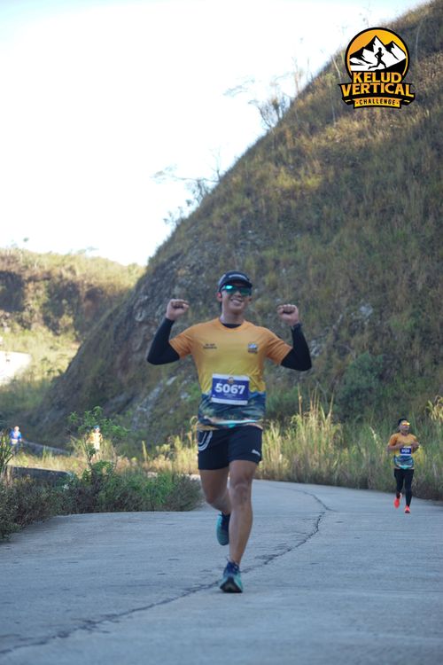 Race photo from Kelud Vertical Challenge 2024