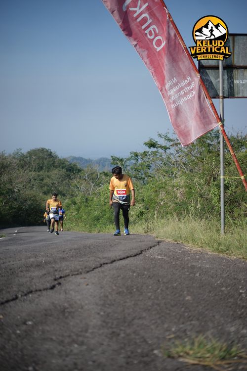 Race photo from Kelud Vertical Challenge 2024