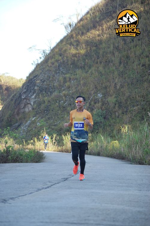 Race photo from Kelud Vertical Challenge 2024
