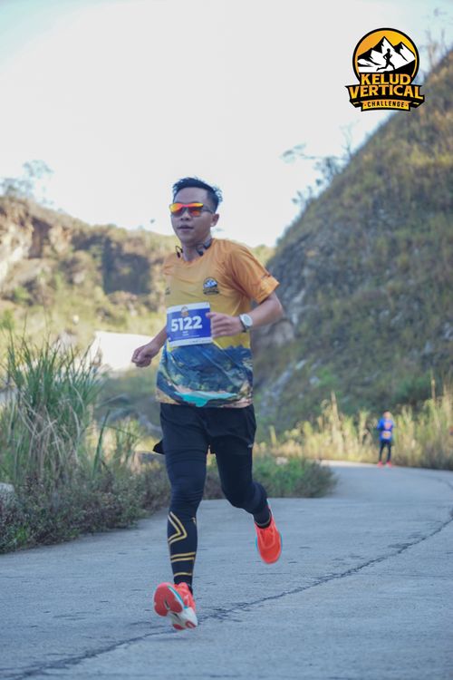 Race photo from Kelud Vertical Challenge 2024