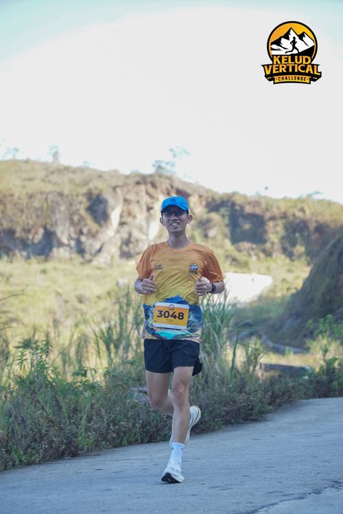 Race photo from Kelud Vertical Challenge 2024