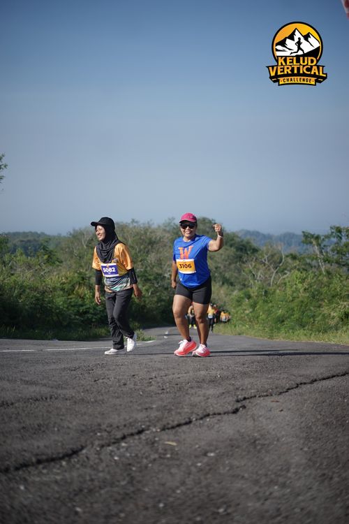 Race photo from Kelud Vertical Challenge 2024