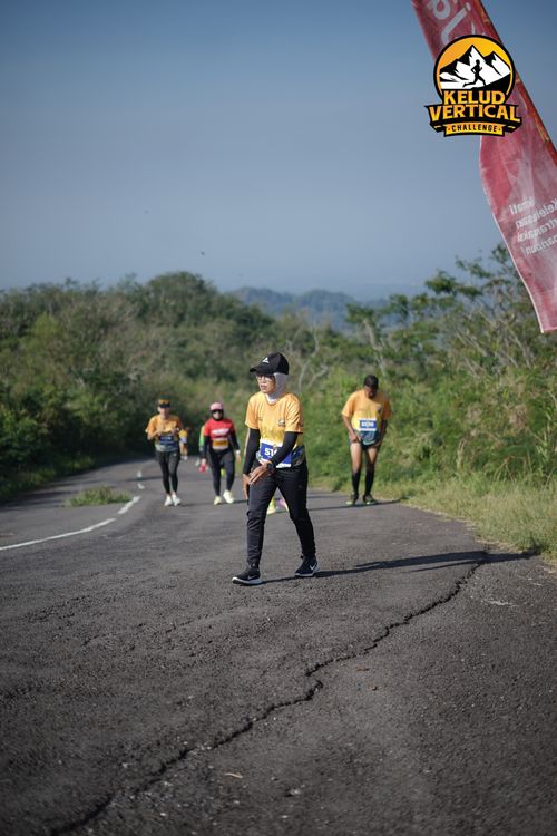 Race photo from Kelud Vertical Challenge 2024