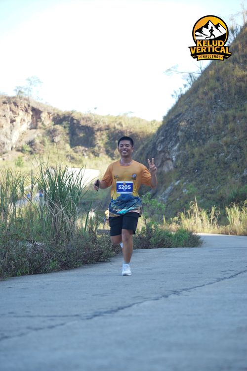 Race photo from Kelud Vertical Challenge 2024